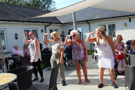 5 Essential Questions to Ask When Visiting a Care Home for the First Time